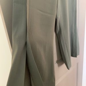 Cropped green Pants
